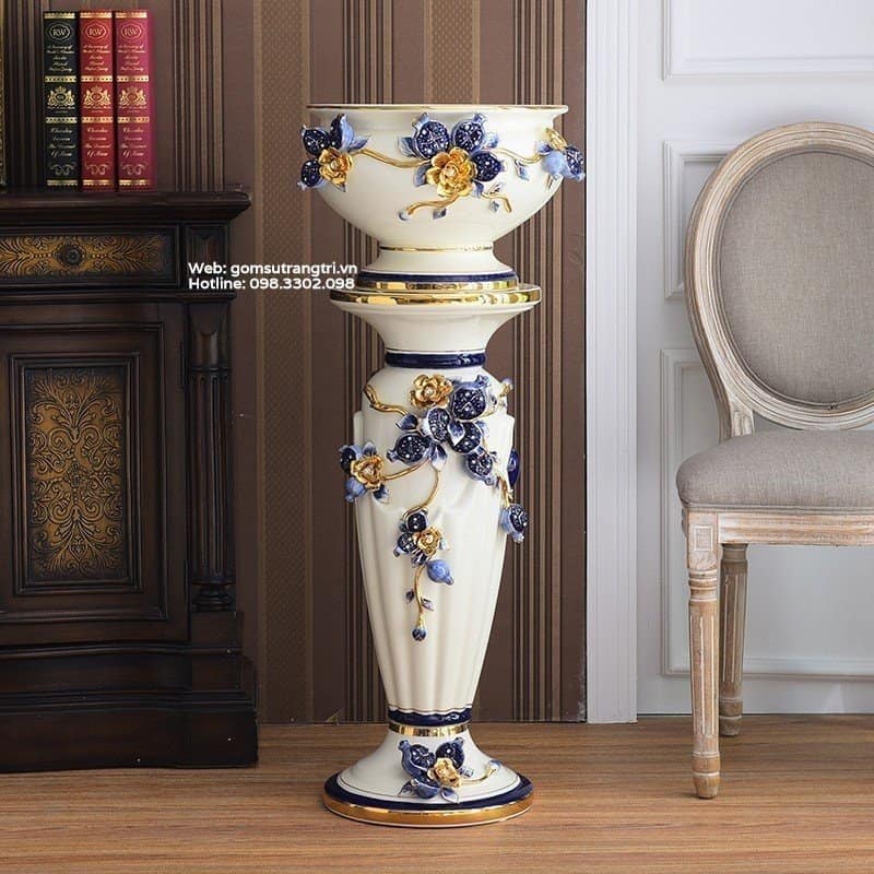 ĐÔN VÀ CHẬU HOA ĐẮP NỔI LỰU TÍM MẠ VÀNG